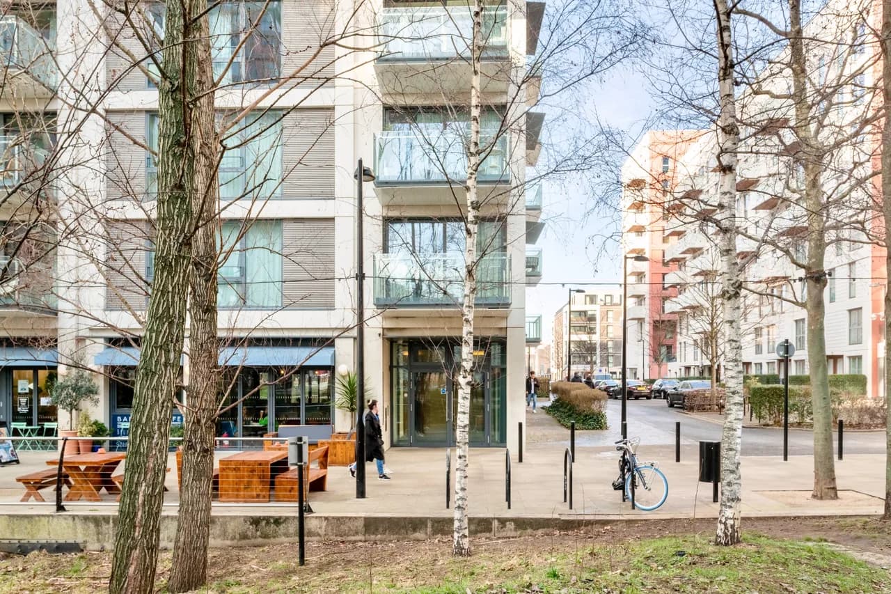 Calm Zen Oasis Apartment in London photo 4