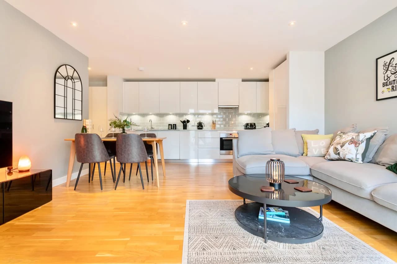 Calm Zen Oasis Apartment in London photo 5