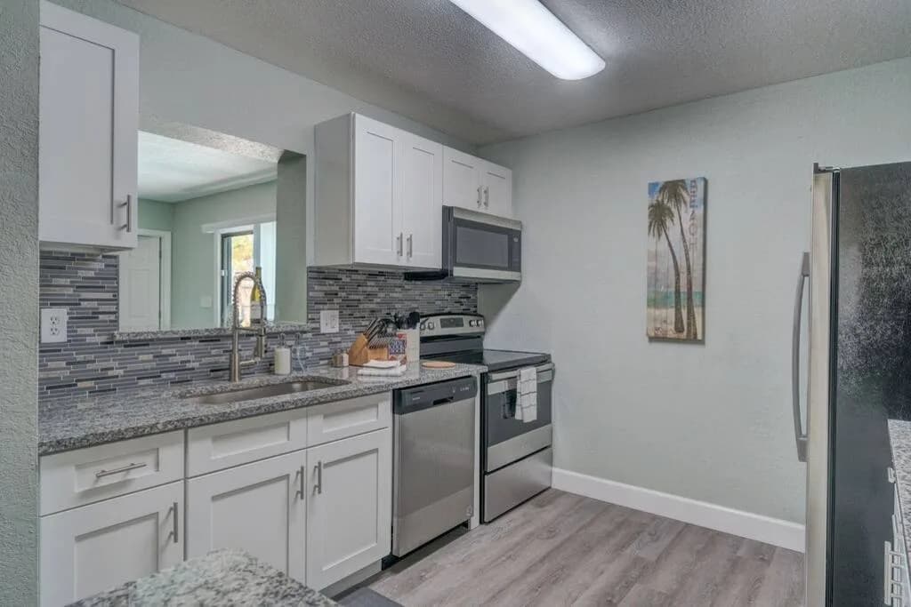 Pet-Friendly House with Heated Pool in Tampa Bay Area photo 5