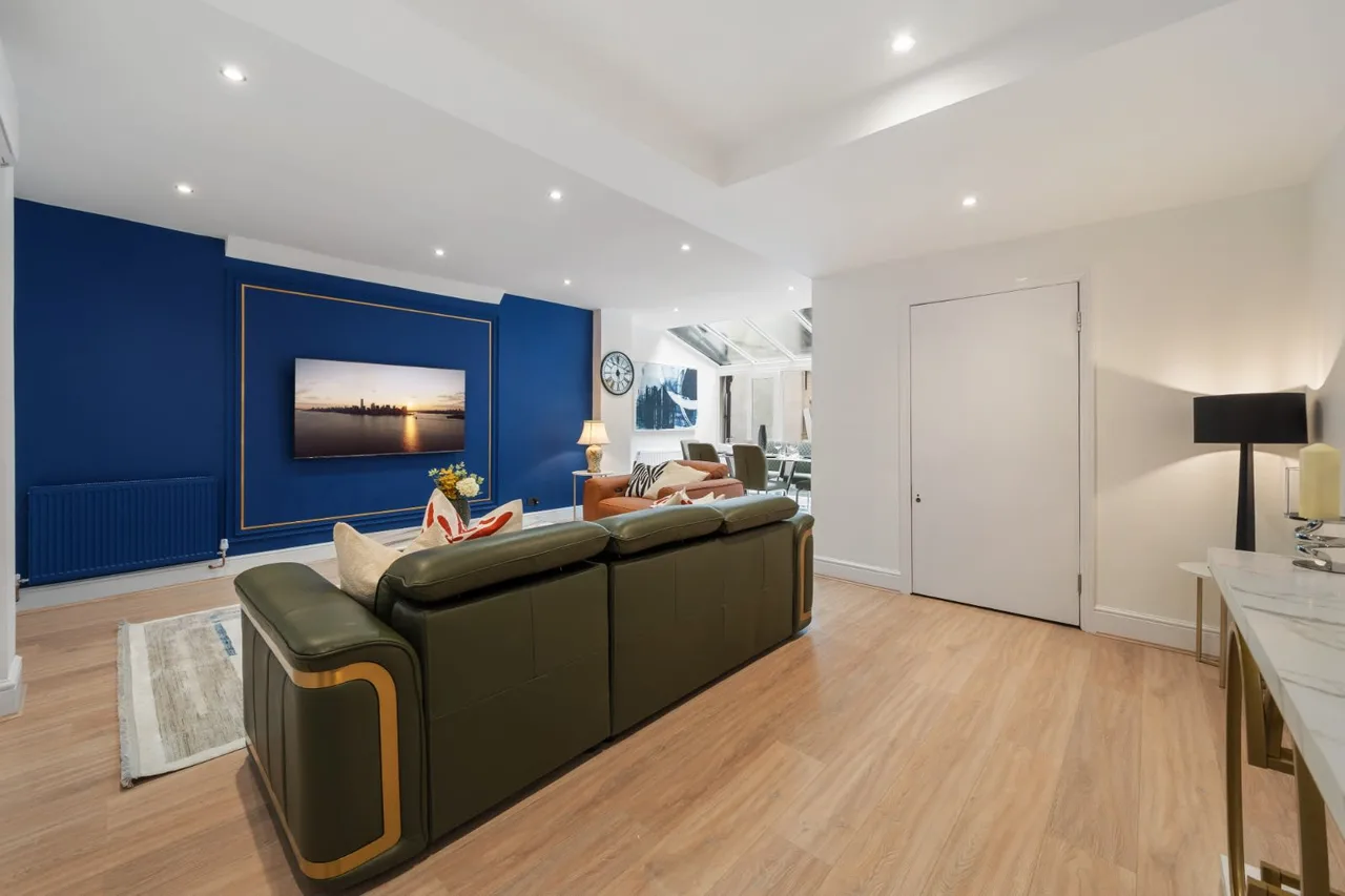 Chic Urban Apartment in Mayfair London photo 5