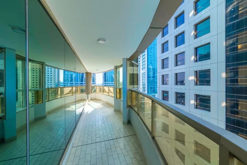 Elegant Apartment With Superior Views photo 4
