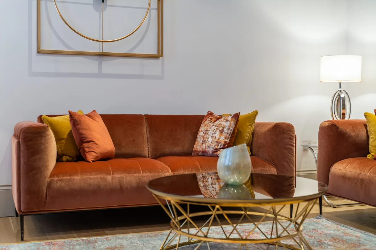 Elegant Four-Bedroom Apartment in London