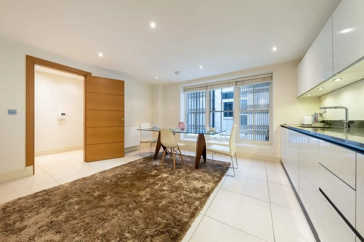 Luxurious Town House in Mayfair photo 4