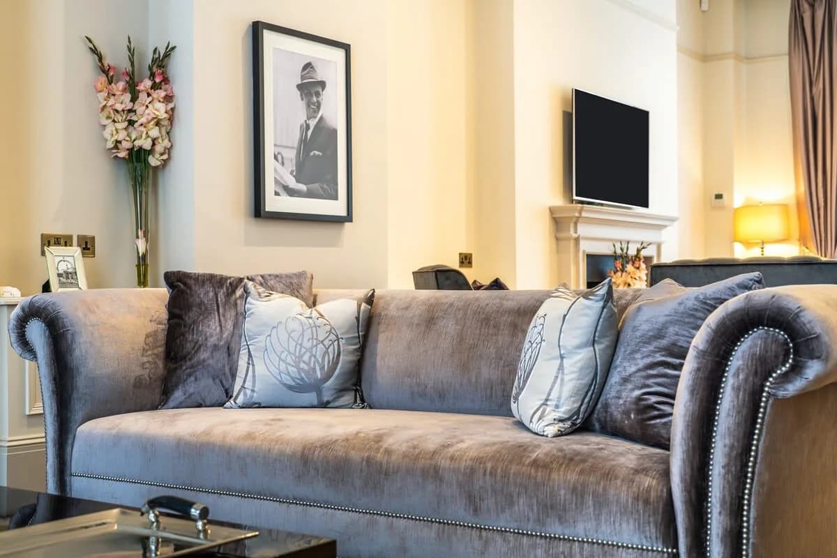 Elegant Private Villa in London
