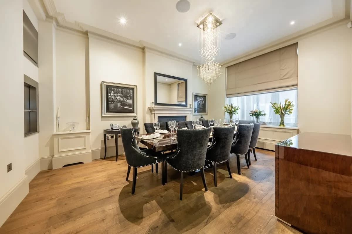 Elegant Private Villa in London photo 5