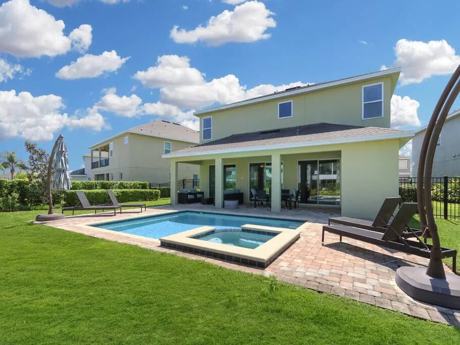 Stunning Villa w/ Private Pool Near Disney photo 2