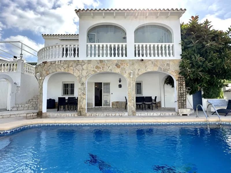 Beach View Villa with Private Pool in Costa Blanca photo 5