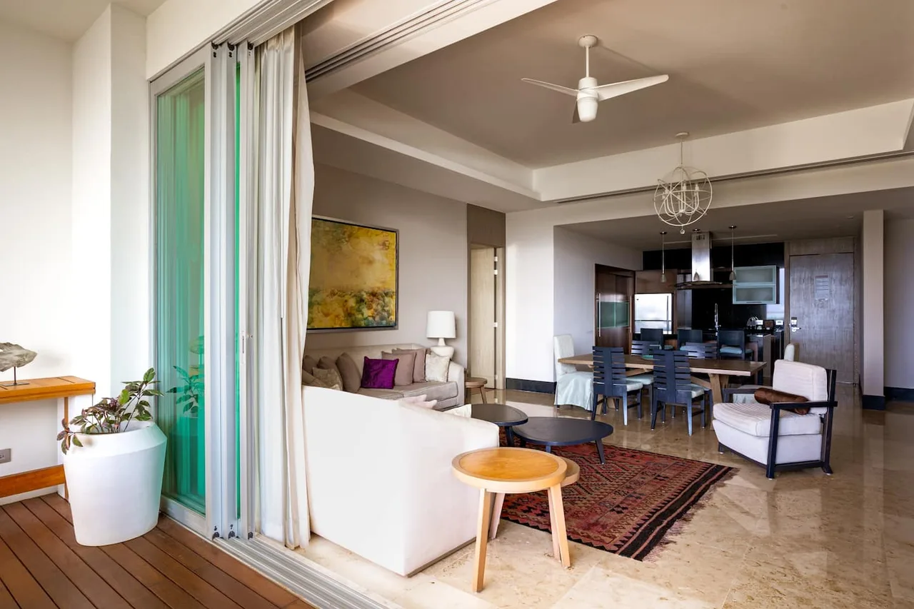 Luxurious Two Bedroom Spa Suite photo 5