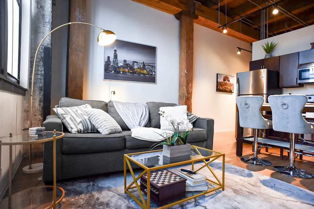 Modern Apartment in Downtown Chicago