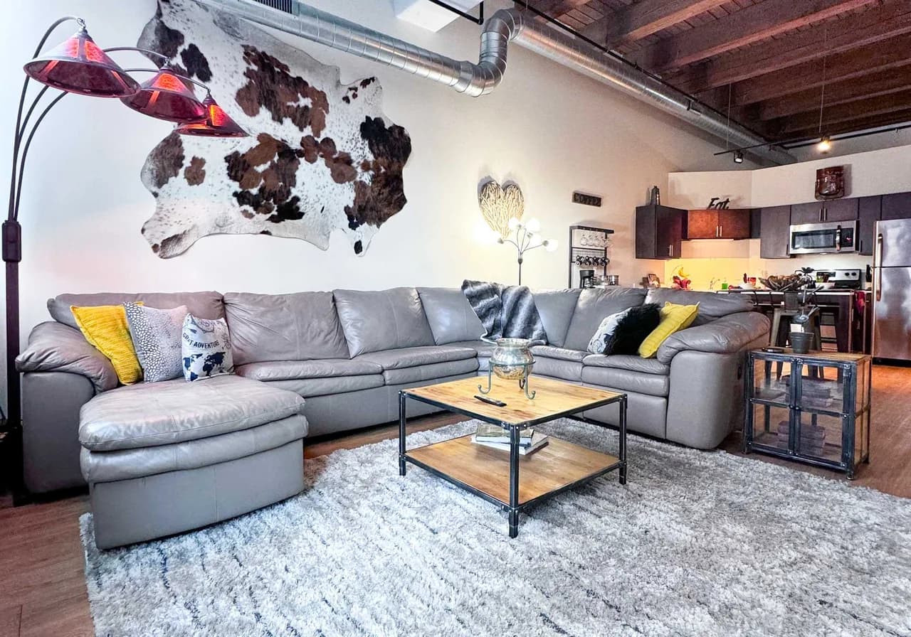 Luxéry Stay "Game of Thrones" Downtown/McCormick/WinTrust Area