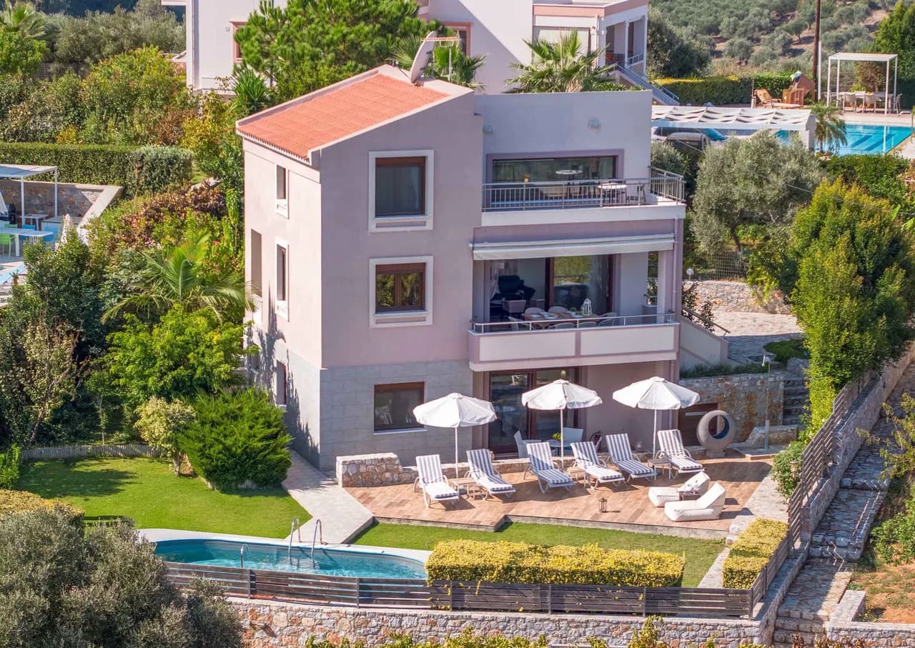 Luxurious Chania villa for family and friends photo 2