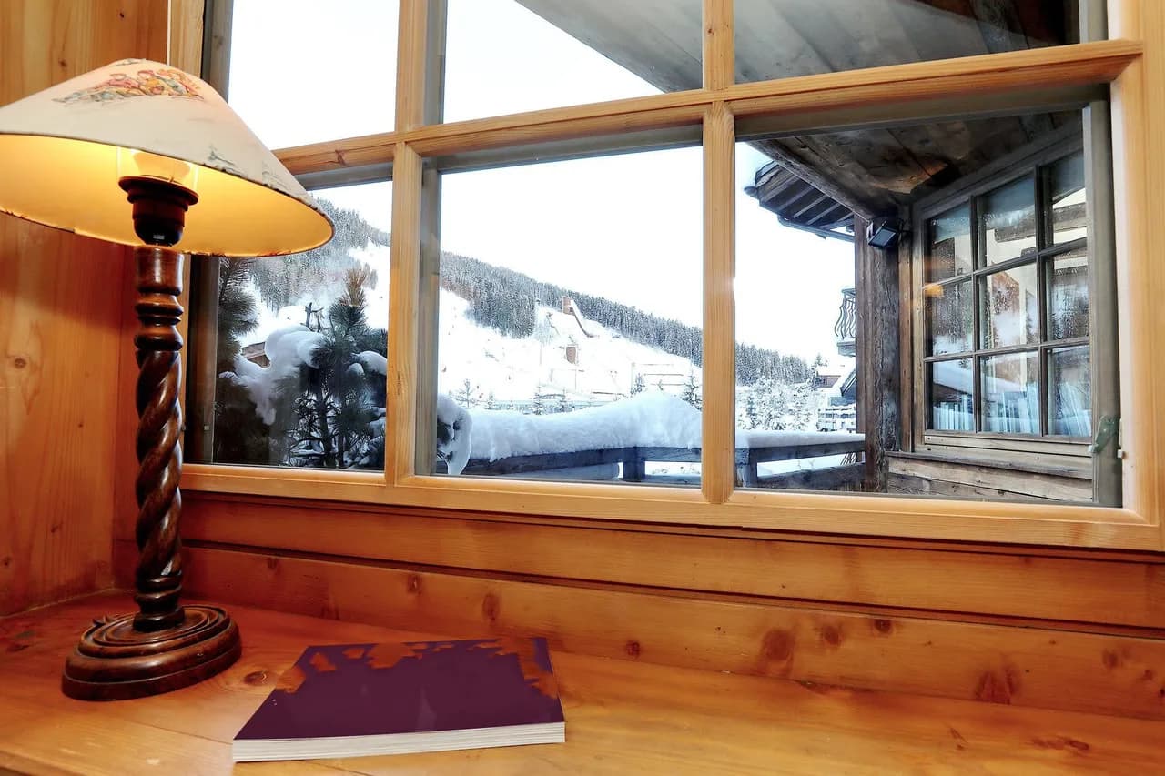 Chalet With Stunning Views and Cozy Elegance photo 4