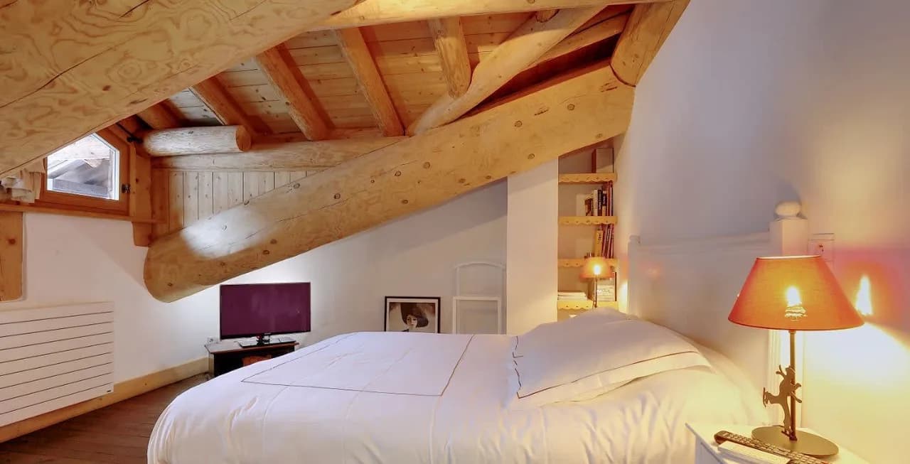 Chalet With Stunning Views and Cozy Elegance photo 5