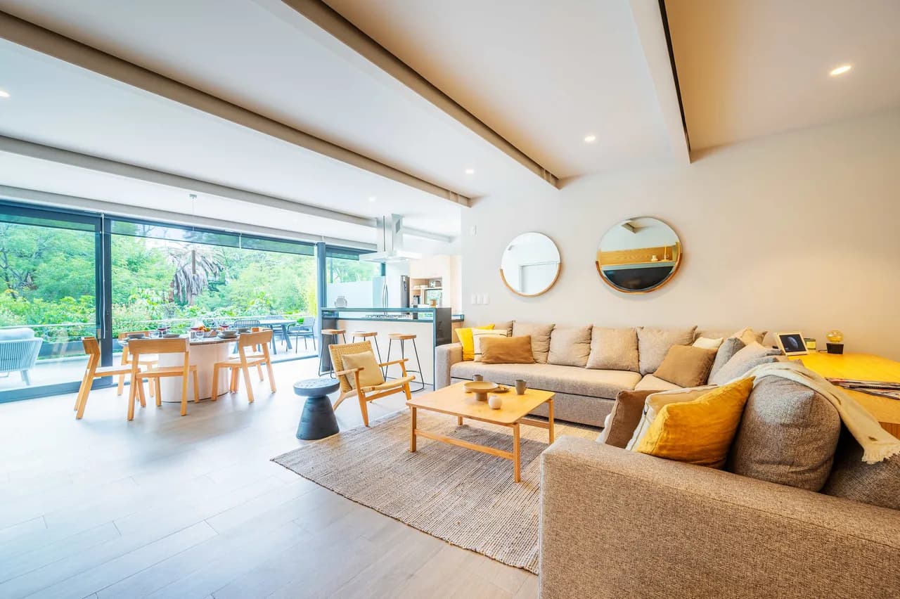 Stylish Family Apartment with Terrace in Polanco