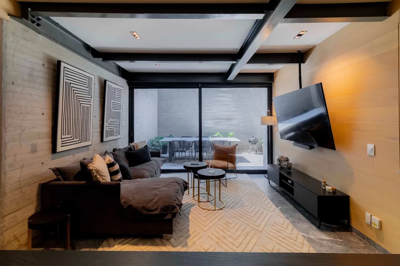 Patio-Connected Apartment in Polanco