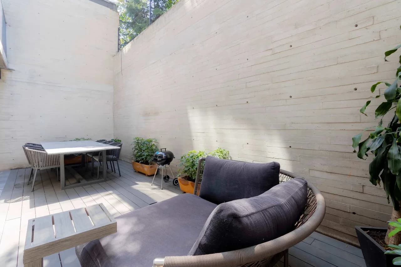 Patio-Connected Apartment in Polanco photo 4