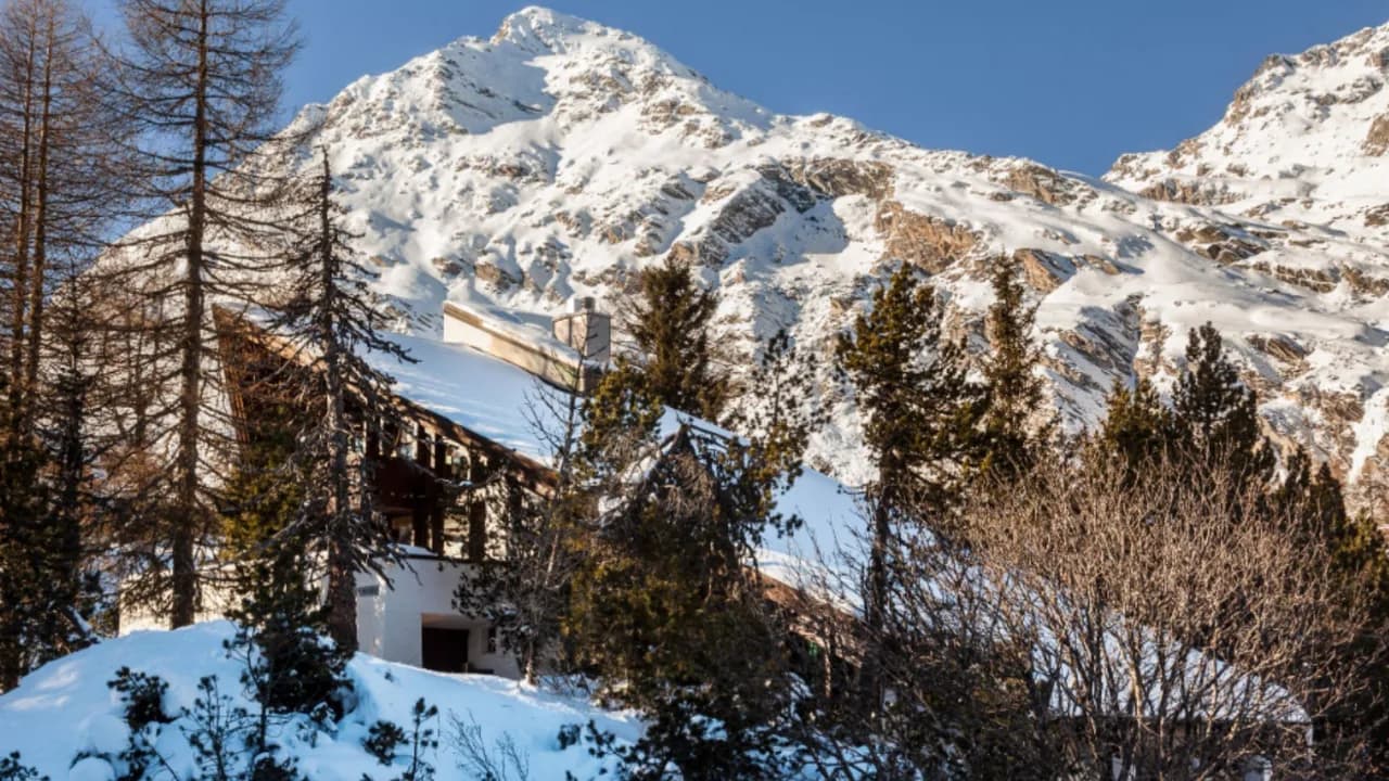 Your Swiss Alpine Haven in Maloja photo 5