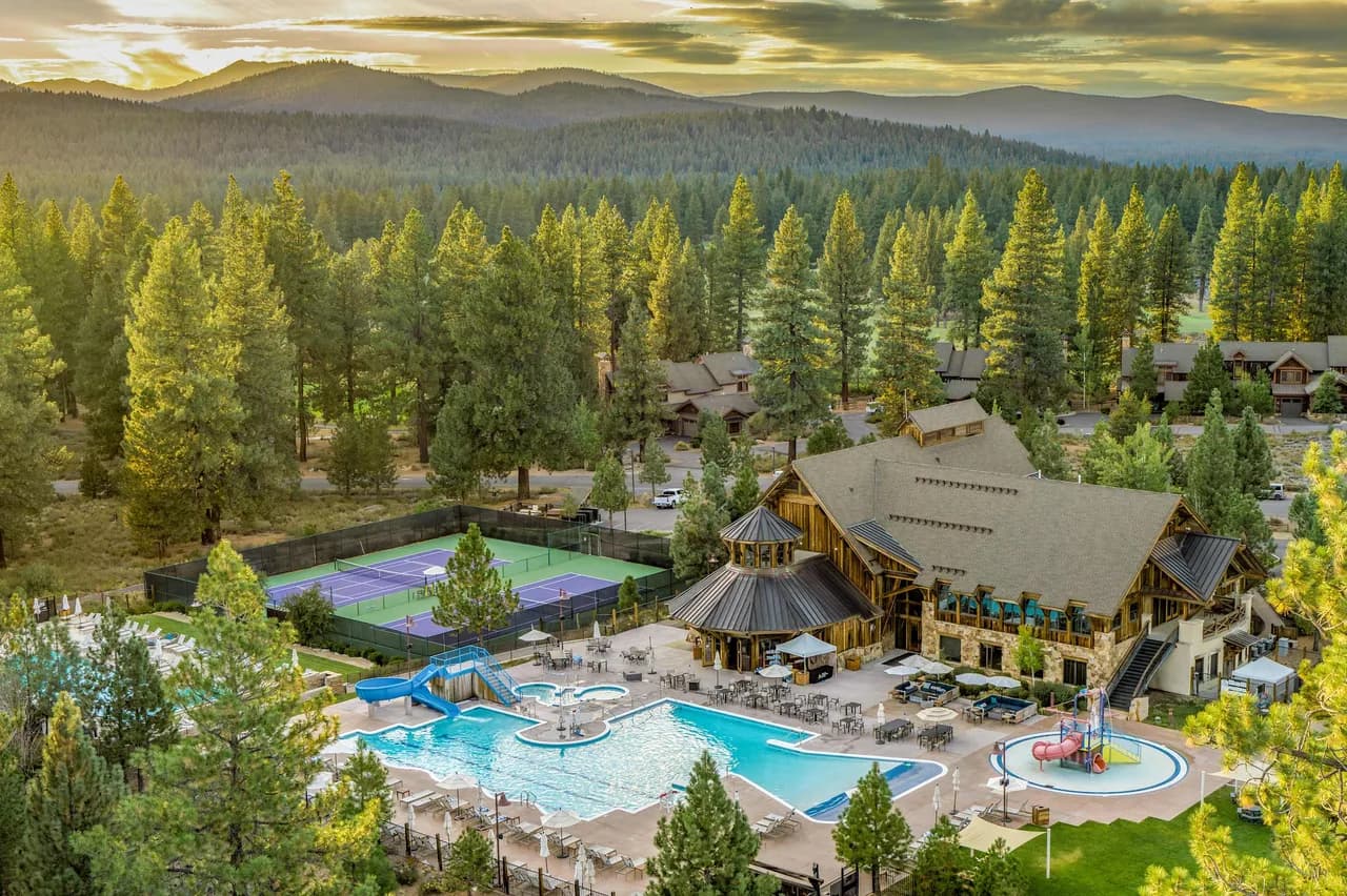 Family-Friendly Townhouse Near Lake Tahoe Trails photo 3