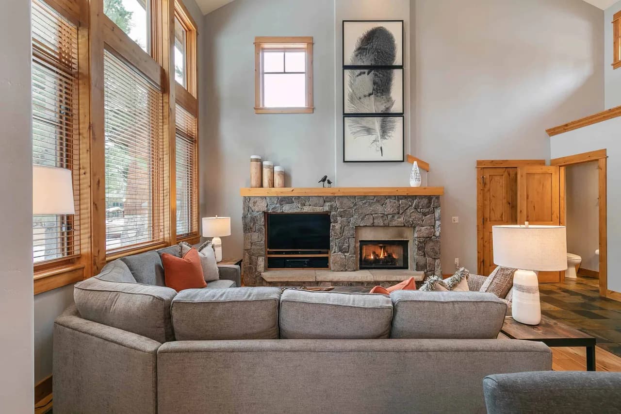Family-Friendly Townhouse Near Lake Tahoe Trails photo 5