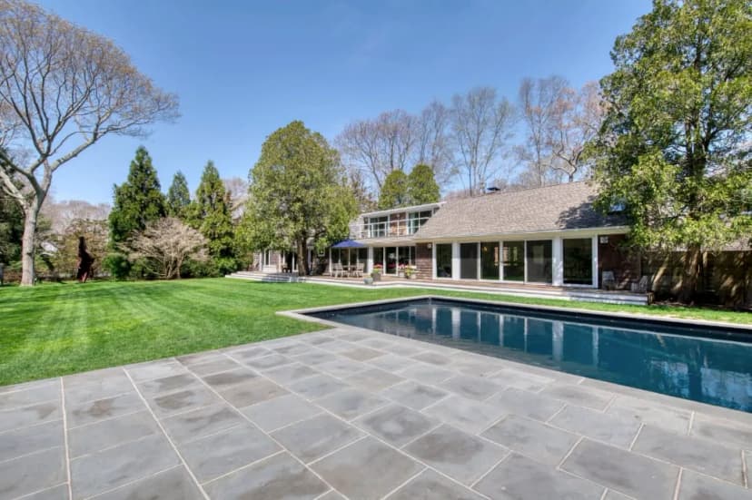 Expansive Pool House in East Hamptons