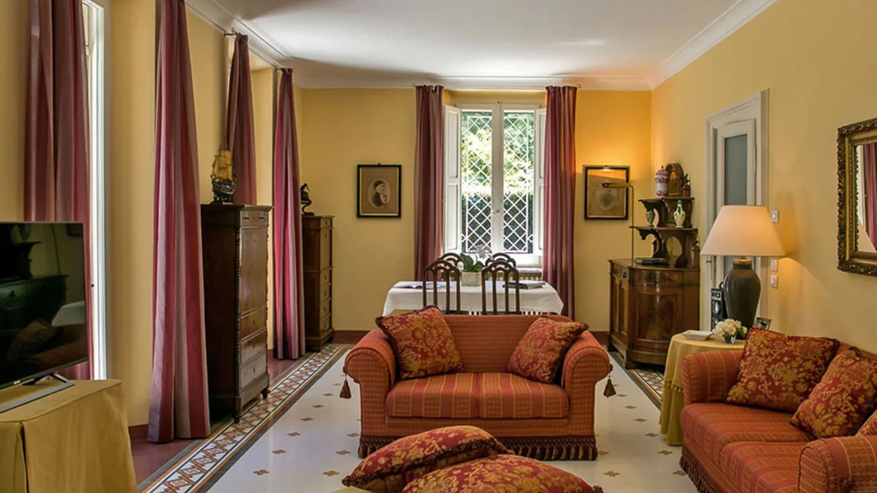 Tranquil haven with private pool & modern comforts photo 2
