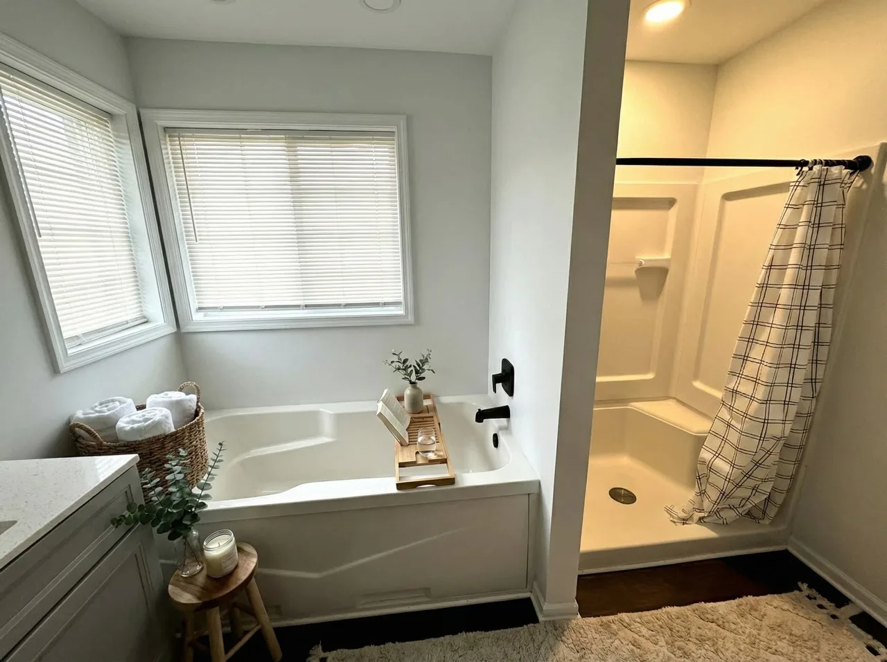 Cozy Modern House in USA photo 3