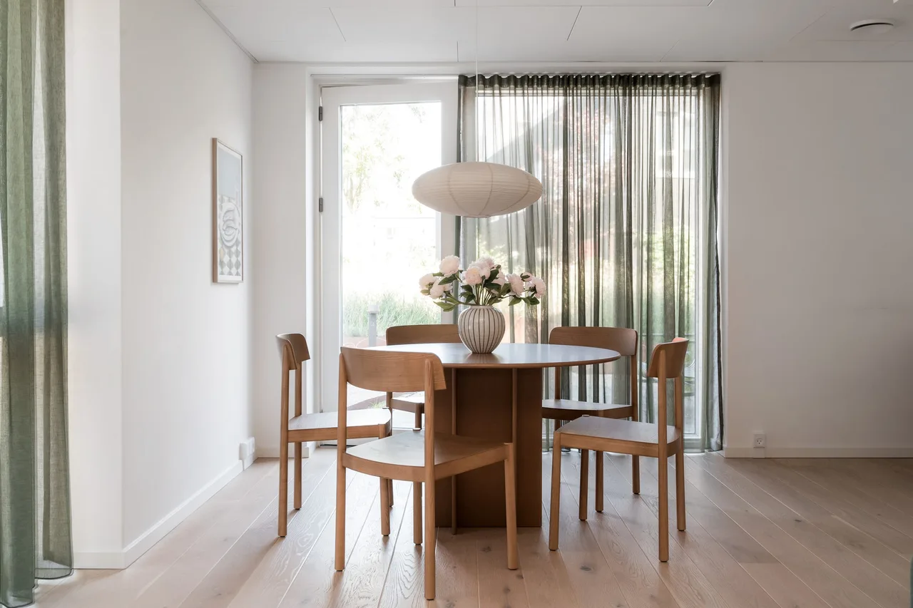 Contemporary Coastal View Apartment in Copenhagen