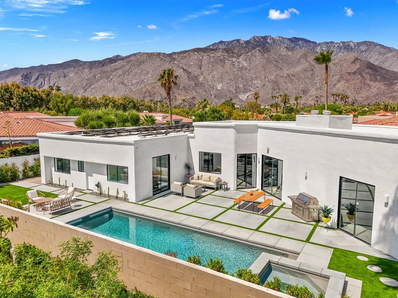 Beach View House with Pool in Palm Springs photo 5