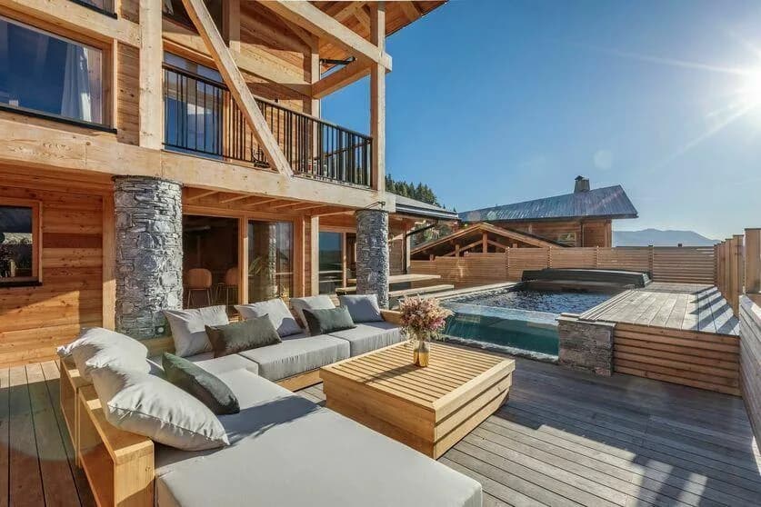 Chic Chalet With Pool & Mountain Views, Ski-in/out photo 2