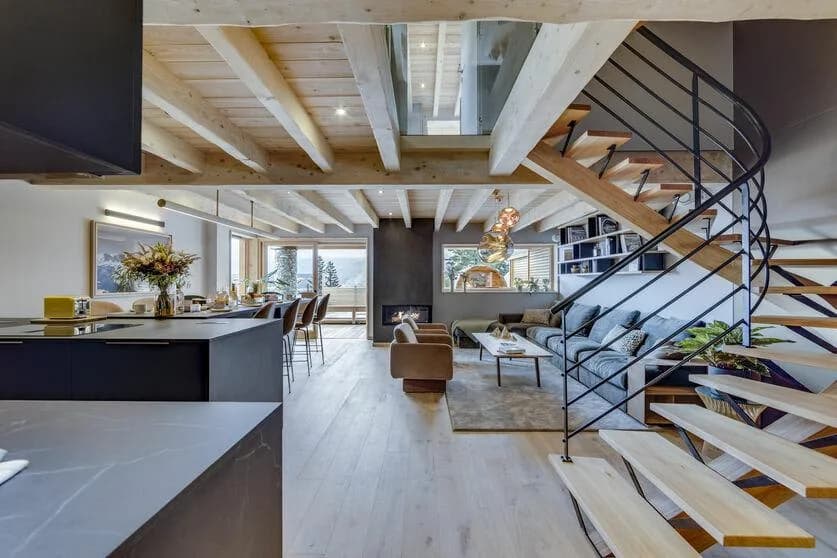 Chic Chalet With Pool & Mountain Views, Ski-in/out photo 3