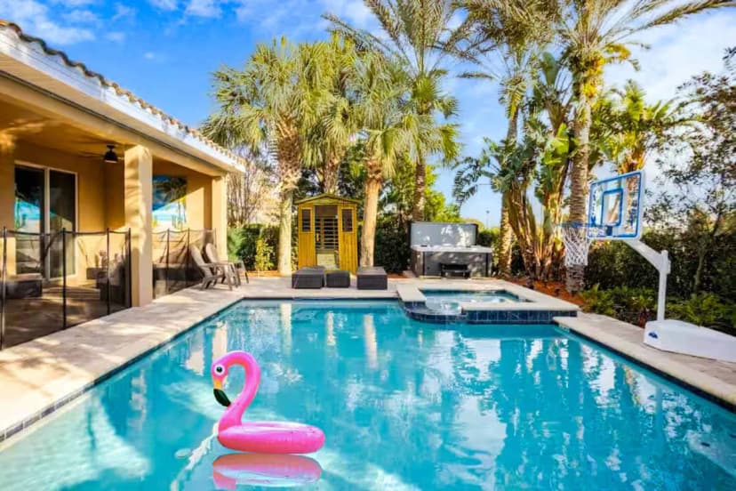 Luxury Villa with Private Theater in West Lucaya
