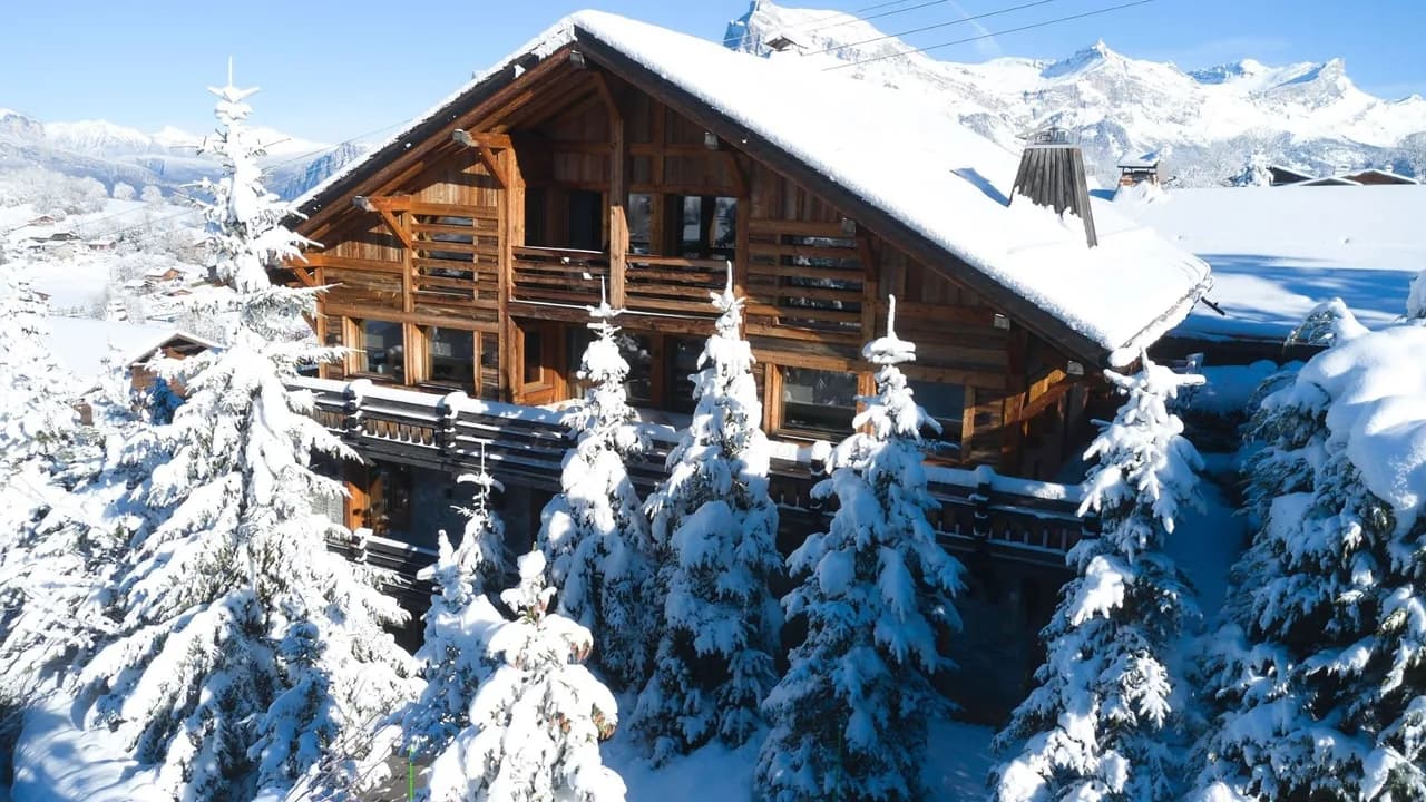 Spacious Chalet With Sauna and Fitness Room