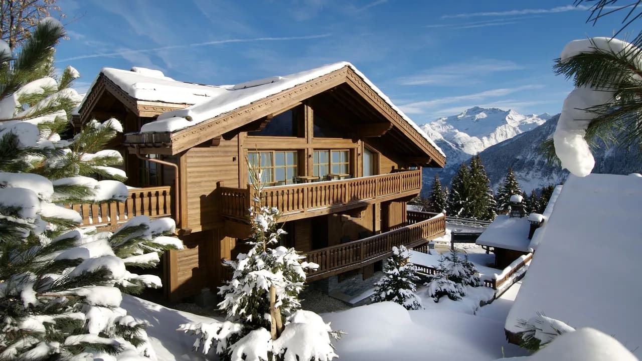 Premium Chalet With Massage Room and Cinema