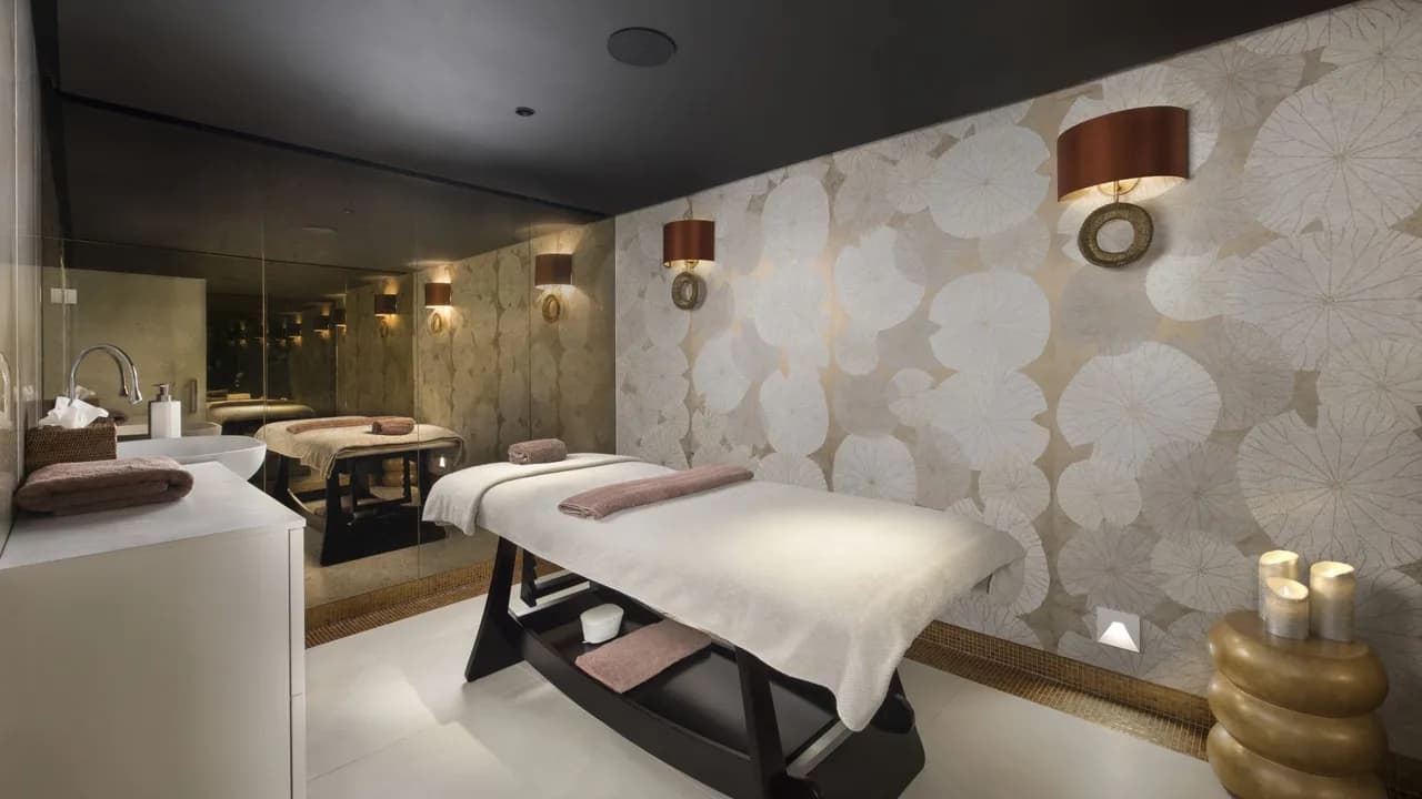 Premium Chalet With Massage Room and Cinema photo 4