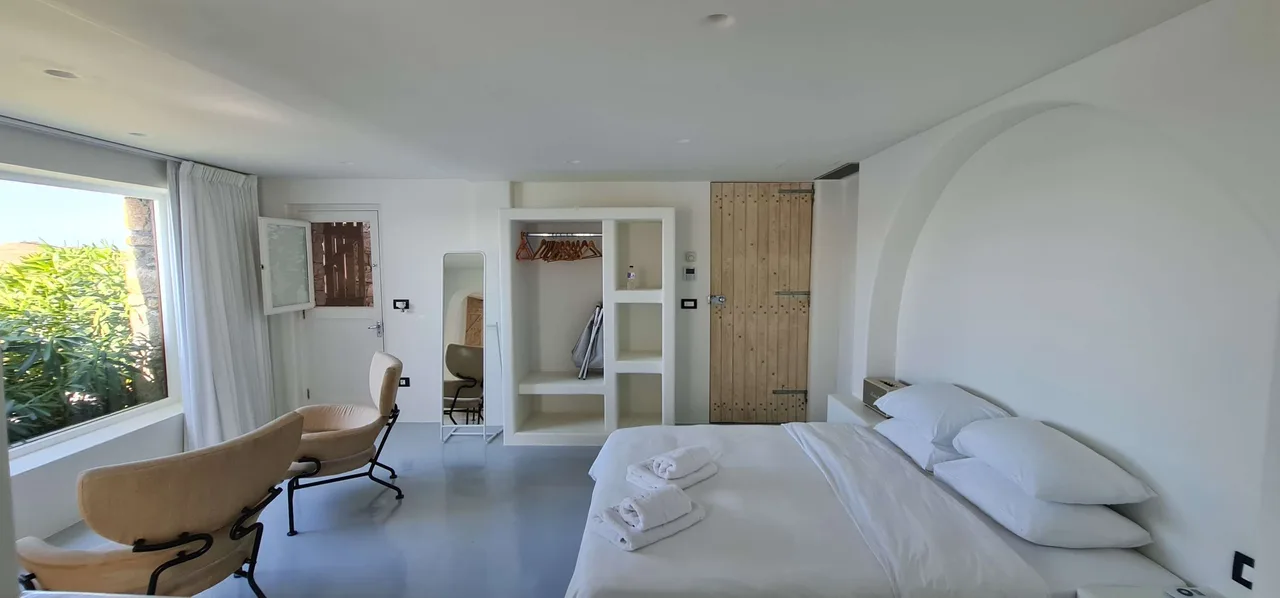 Stylish Villa With Heated Pool and Gym photo 3