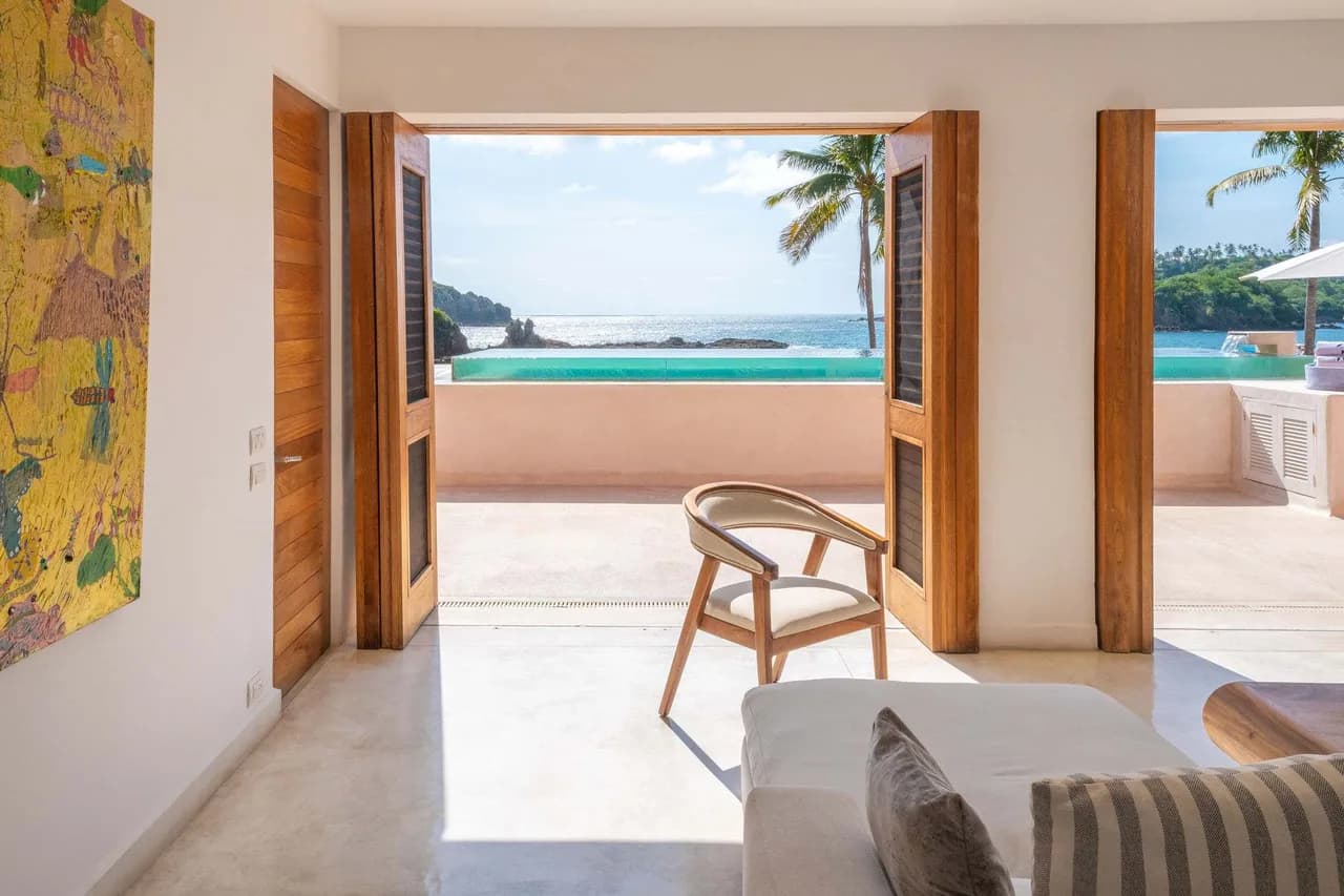 Oceanfront Villa with Private Pool in Costa Careyes photo 3