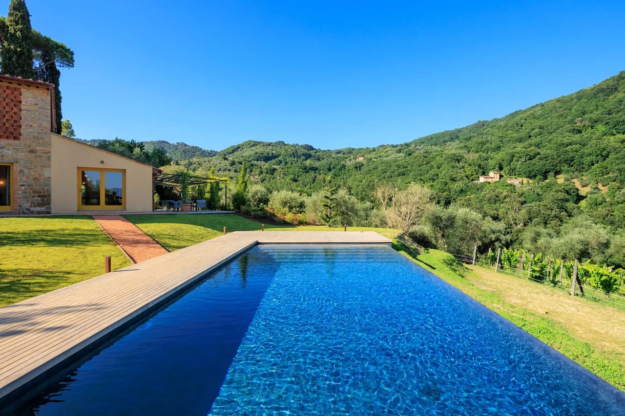 Spacious Villa in Tuscan Countryside photo 5