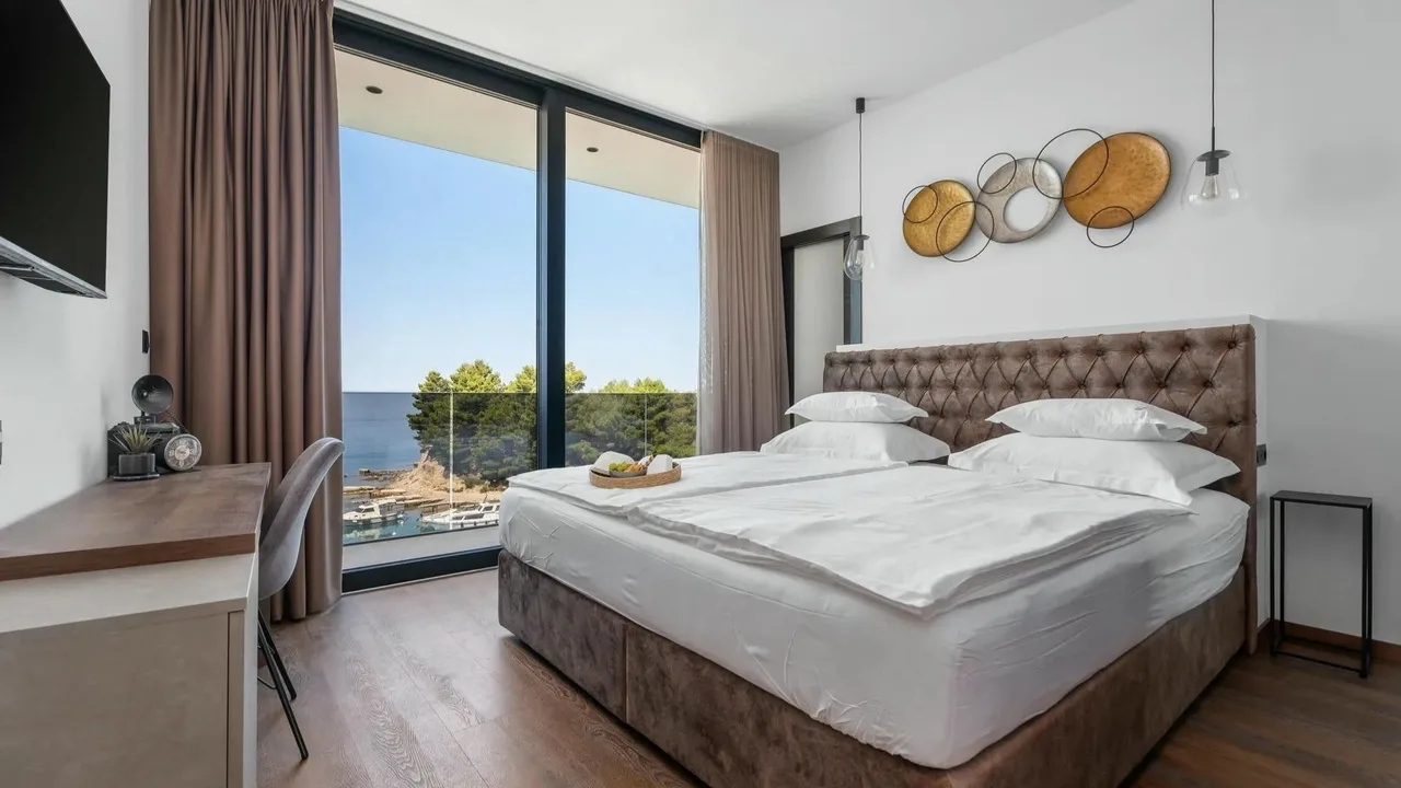 Stunning Coastal Escape in Omiš photo 3