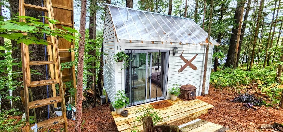 Beachfront Tiny House in Upstate New York photo 2
