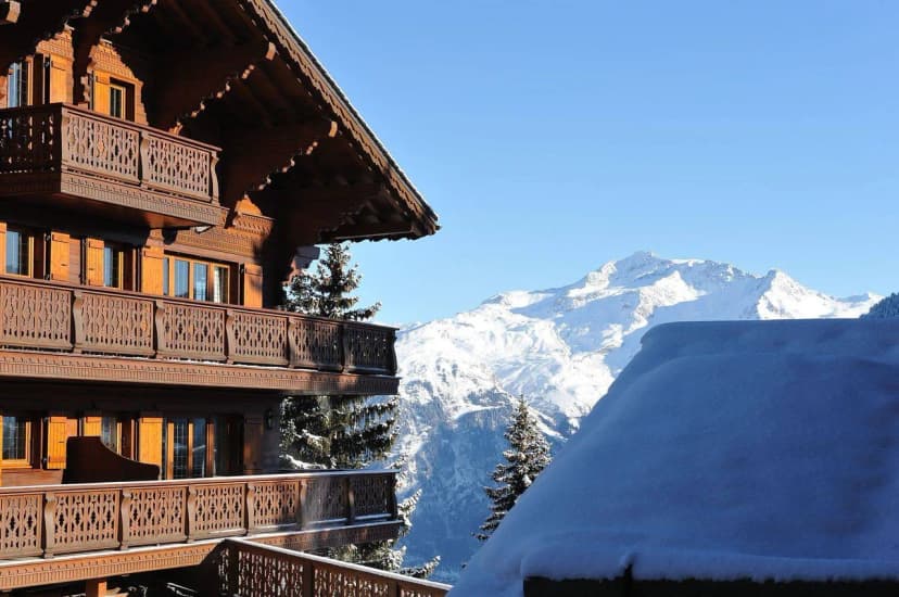 Spacious Courchevel Apartment With Hammam