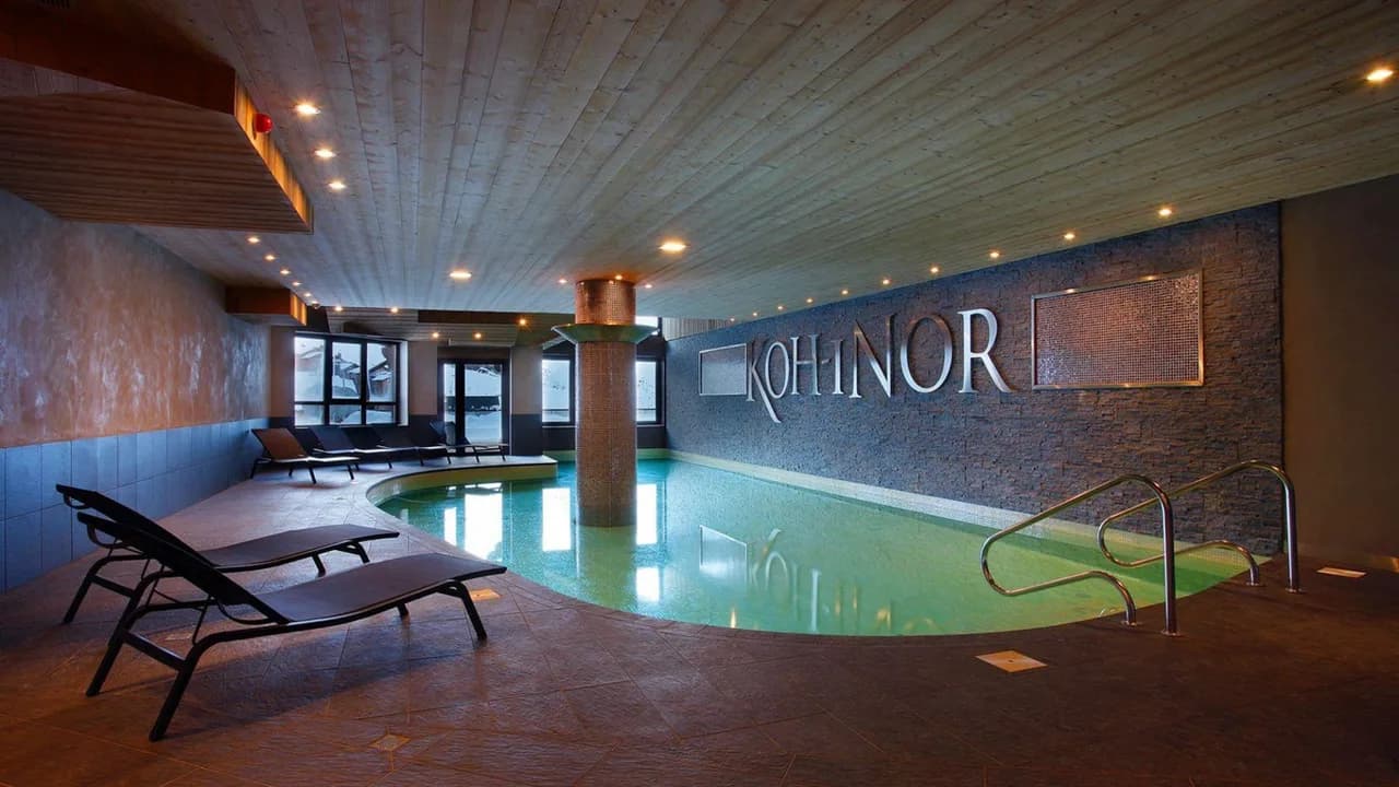 Sleek and Sophisticated Alpine Escape photo 3