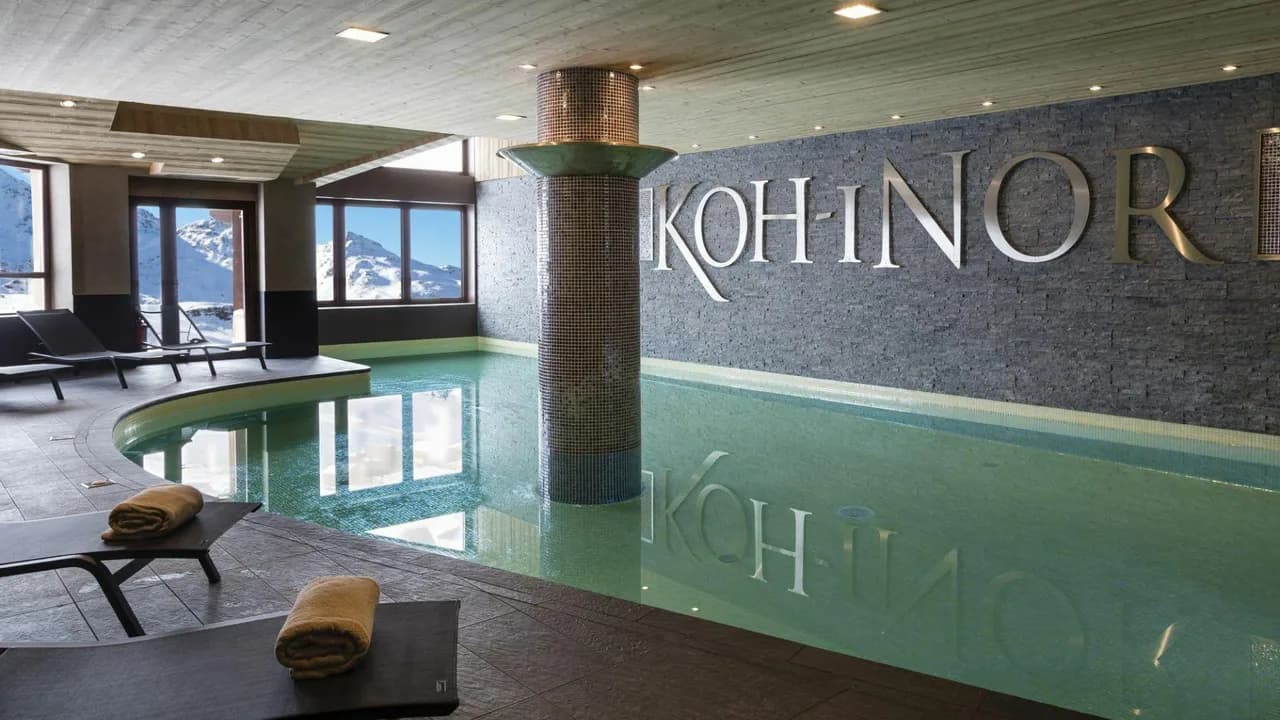 Sleek and Sophisticated Alpine Escape photo 5