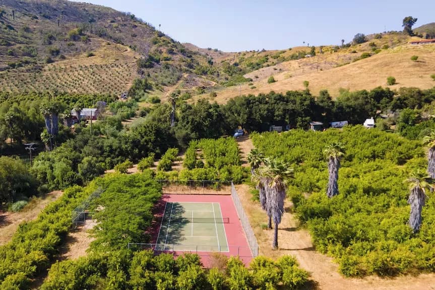 Sprawling Tuscan Villa in California photo 5