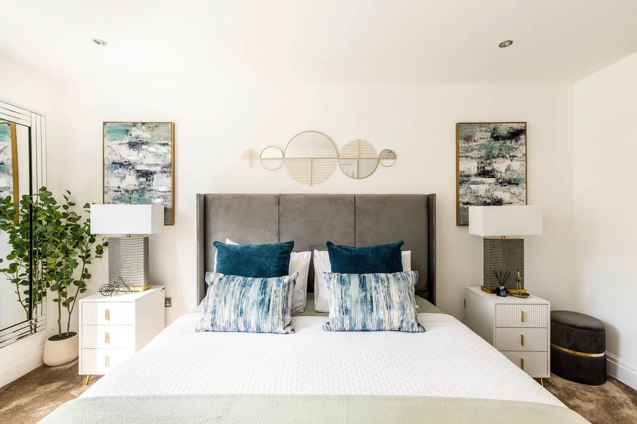 Luxe Italian-Style Apartment in Fulham photo 3