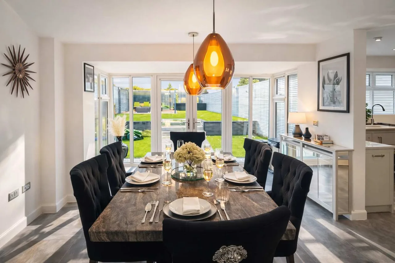 Spacious Garden House in England photo 2