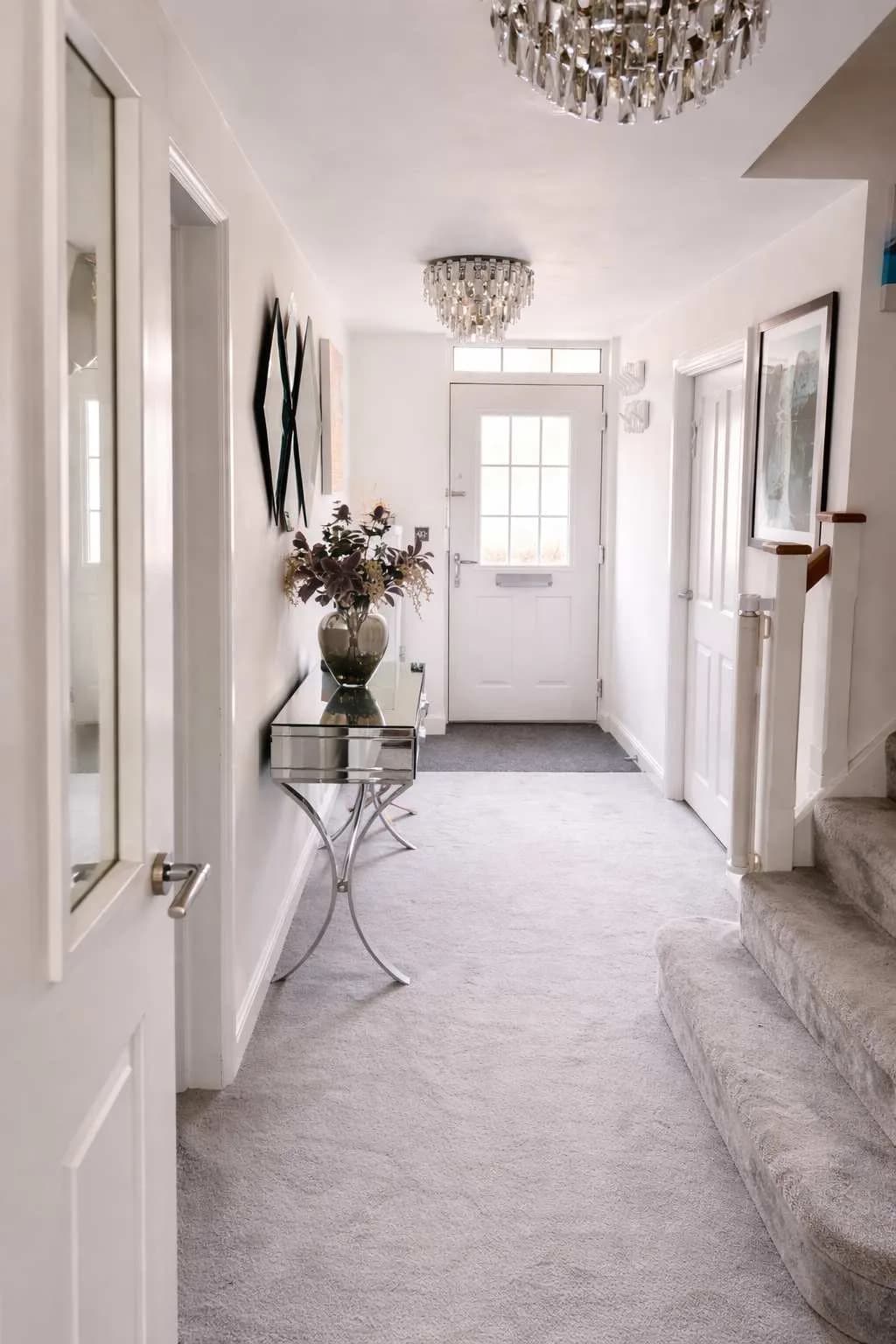 Spacious Garden House in England photo 5