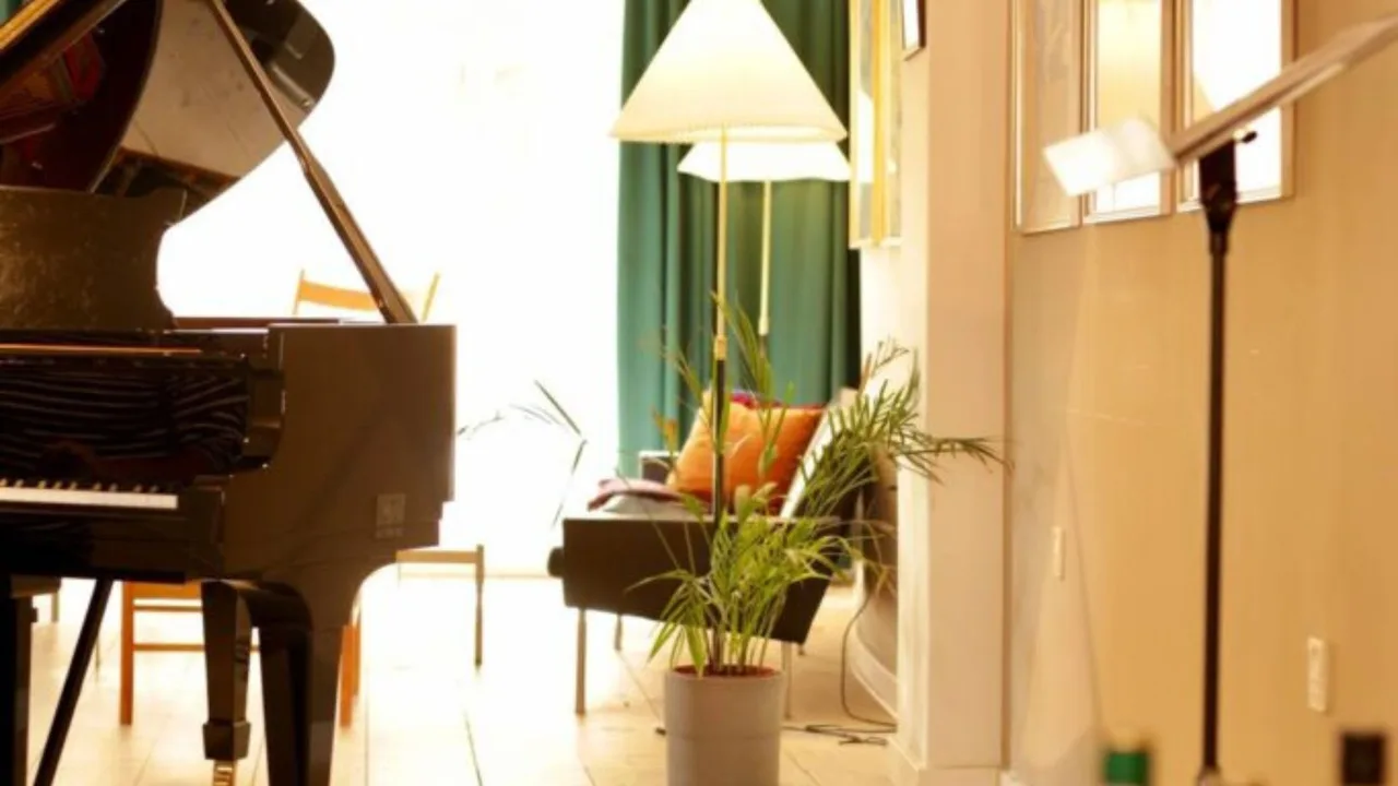 Townhouse Retreat With Danish Modern Style photo 3