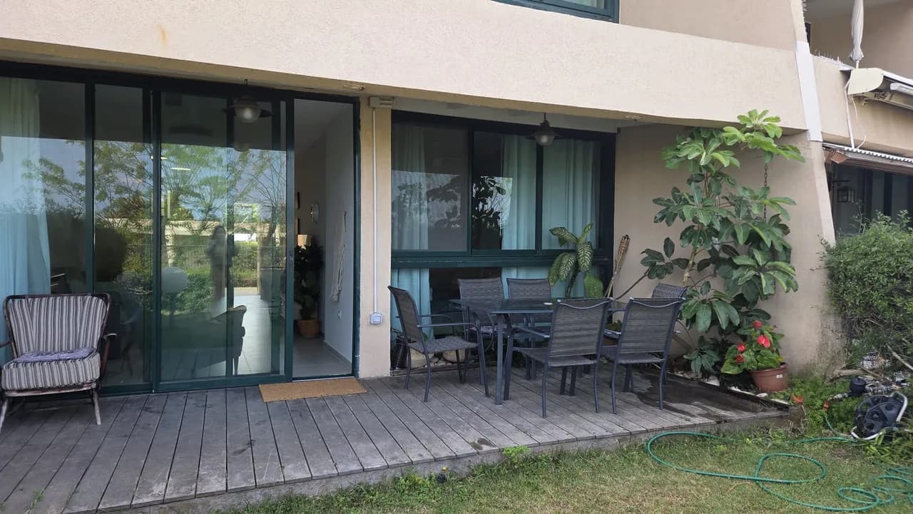 Seaside Serenity Garden Apartment photo 4