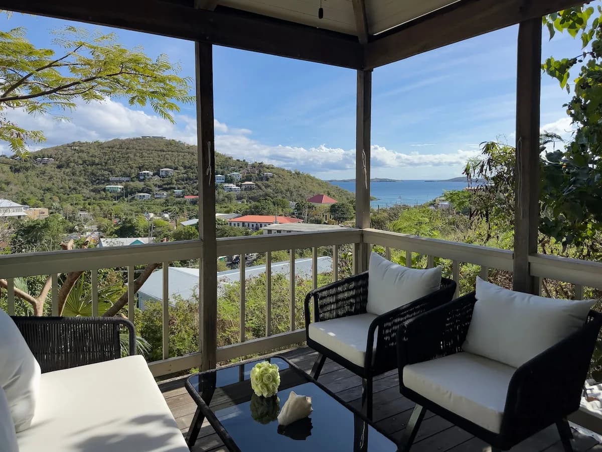 Oceanview Beach House in Saint Thomas photo 2