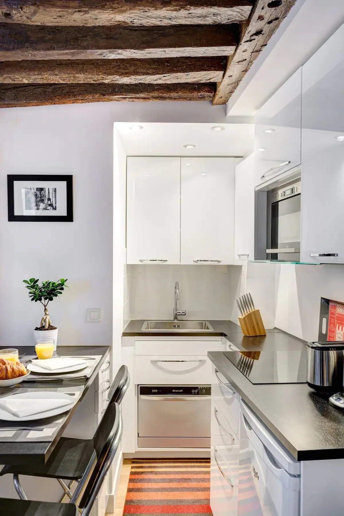 Stylish Apartment in Le Marais photo 3